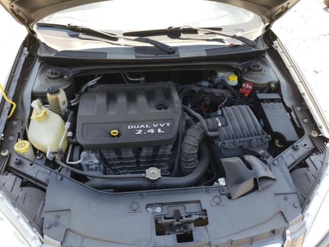 Photo 11 from auction – 2012 CHRYSLER 200 LIMITE with VIN 1C3CCBCB4CN167437