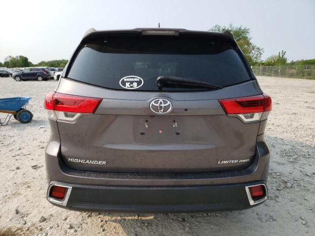Photo 6 from auction – 2018 TOYOTA HIGHLANDER with VIN 5TDDZRFH0JS489877
