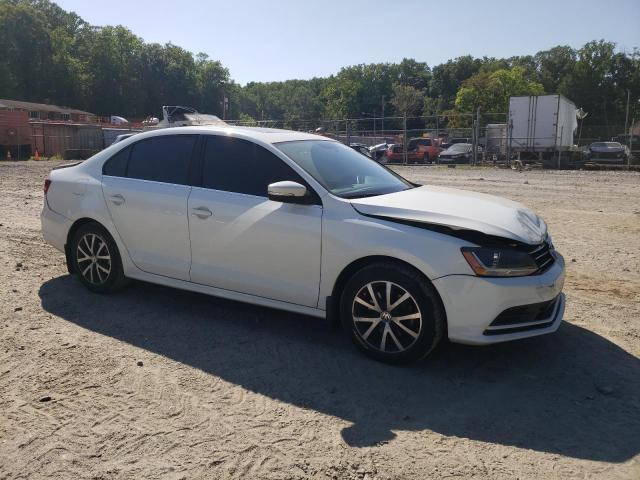 Photo 4 from auction – 2017 VOLKSWAGEN JETTA SE with VIN 3VWDB7AJXHM231487