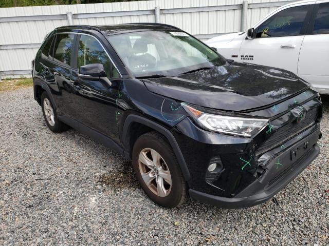 Photo 4 from auction – 2019 TOYOTA RAV4 XLE with VIN JTMP1RFV5KD508785