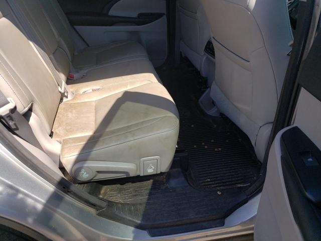 Photo 11 from auction – 2017 TOYOTA HIGHLANDER with VIN 5TDJZRFH6HS391269