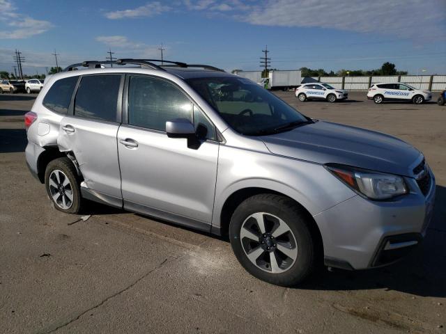 Photo 4 from auction – 2017 SUBARU FORESTER 2 with VIN JF2SJAEC6HH576835