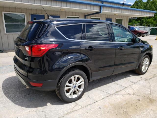 Photo 3 from auction – 2019 FORD ESCAPE SE with VIN 1FMCU0GD4KUC22364