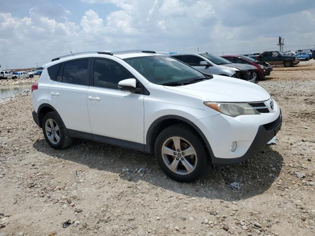 Photo 4 from auction – 2015 TOYOTA RAV4 XLE with VIN 2T3WFREV7FW154582