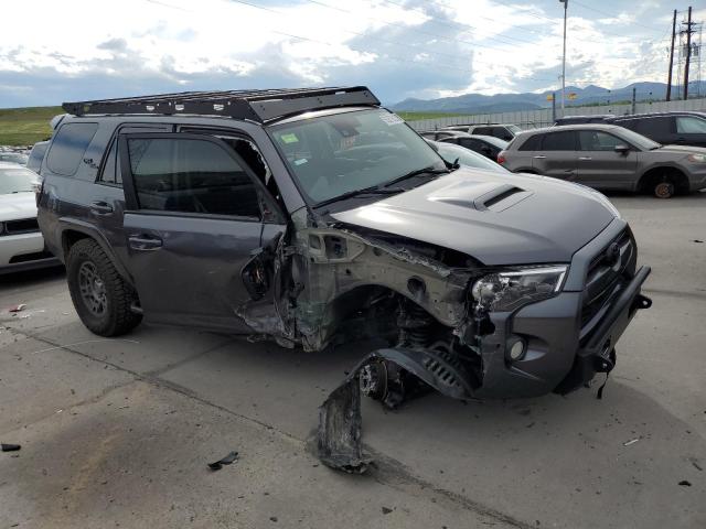 Photo 4 from auction – 2020 TOYOTA 4RUNNER SR with VIN JTEBU5JR3L5741530
