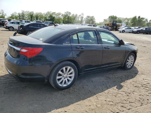 Photo 3 from auction – 2014 CHRYSLER 200 TOURIN with VIN 1C3CCBBB3EN118413