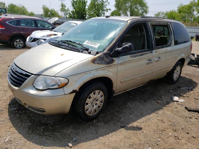 Photo 1 from auction – 2005 CHRYSLER TOWN & COU with VIN 2C4GP44R75R450199