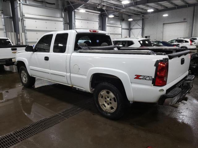 Photo 2 from auction – 2005 CHEVROLET SILVERADO with VIN 2GCEK19B651357625