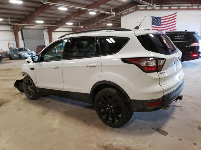 Photo 2 from auction – 2018 FORD ESCAPE SEL with VIN 1FMCU0HD0JUD18182
