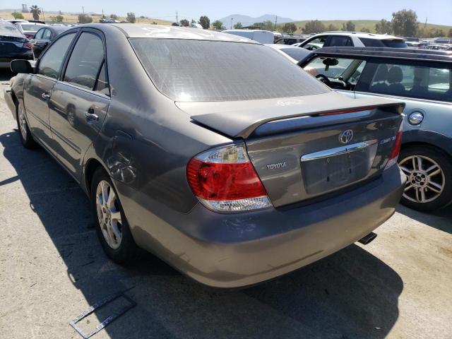 Photo 2 from auction – 2005 TOYOTA CAMRY LE with VIN 4T1BF32K95U592095