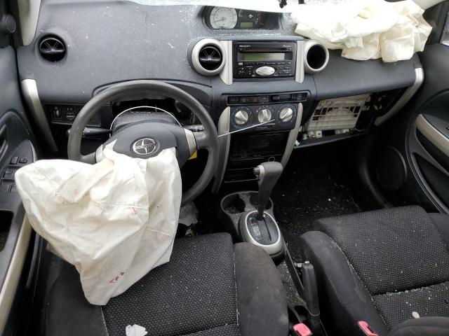 Photo 8 from auction – 2005 TOYOTA SCION XA with VIN JTKKT624050120478