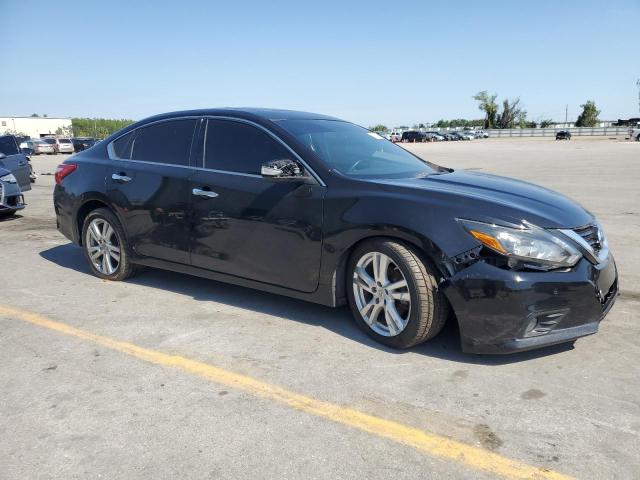 Photo 4 from auction – 2017 NISSAN ALTIMA 3.5 with VIN 1N4BL3APXHC212367