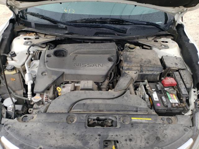 Photo 11 from auction – 2016 NISSAN ALTIMA 2.5 with VIN 1N4AL3AP2GC279751