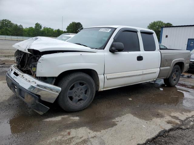 CHEVROLET SILVERADO 2006 with VIN 1GCEC19V56Z123945 - Photo from auction