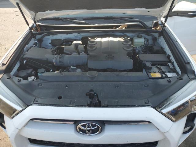 Photo 12 from auction – 2020 TOYOTA 4RUNNER SR with VIN JTEBU5JR4L5834413