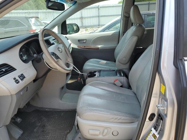 Photo 7 from auction – 2011 TOYOTA SIENNA XLE with VIN 5TDYK3DC4BS082012