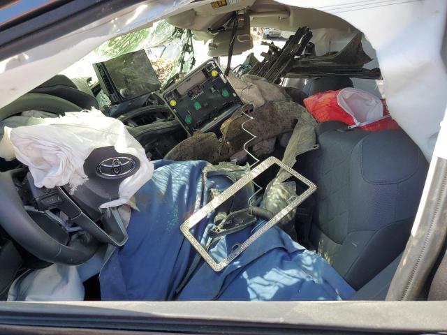 Photo 7 from auction – 2023 TOYOTA RAV4 XLE with VIN JTMP1RFV0PJ040635