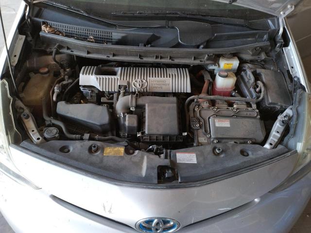 Photo 11 from auction – 2015 TOYOTA PRIUS V with VIN JTDZN3EU0FJ021357