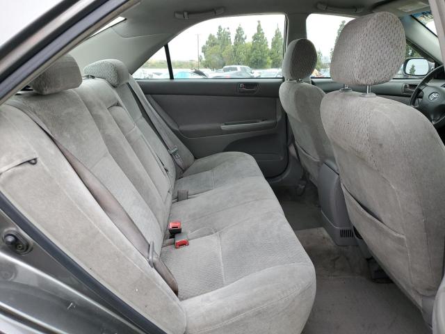 Photo 10 from auction – 2002 TOYOTA CAMRY LE with VIN JTDBE32K520111026