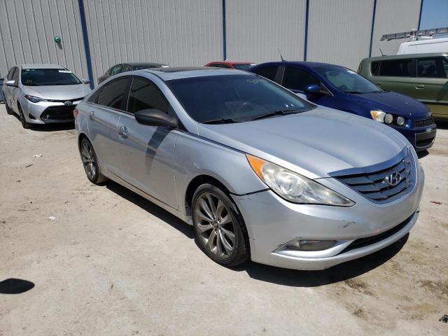 Photo 4 from auction – 2012 HYUNDAI SONATA SE with VIN 5NPEC4AC2CH325026