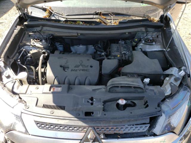 Photo 12 from auction – 2019 MITSUBISHI OUTLANDER with VIN JA4AZ3A33KZ045155