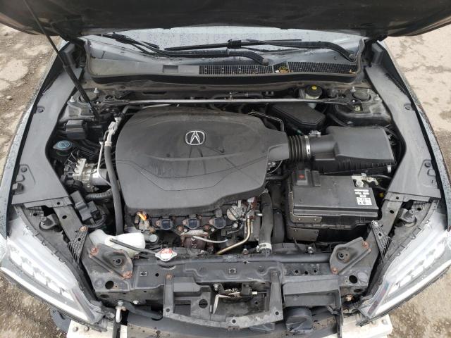 Photo 11 from auction – 2017 ACURA TLX with VIN 19UUB2F38HA002191