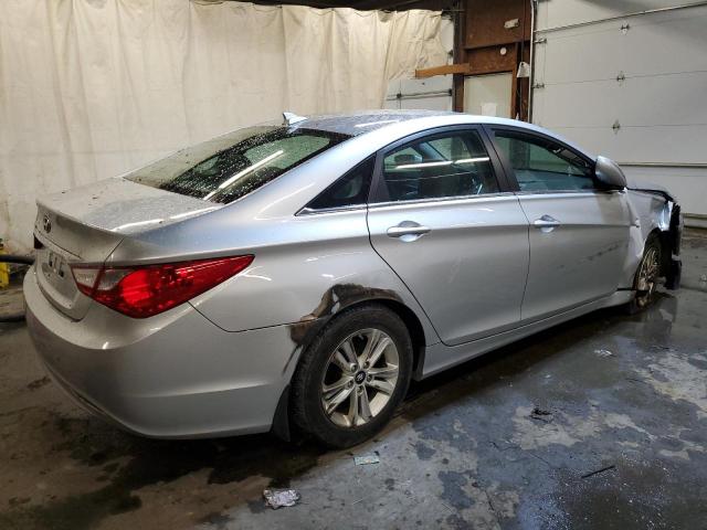 Photo 3 from auction – 2013 HYUNDAI SONATA GLS with VIN 5NPEB4AC2DH671775