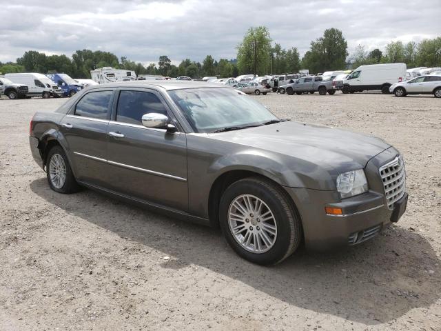 Photo 4 from auction – 2010 CHRYSLER 300 TOURIN with VIN 2C3CA5CV2AH230087