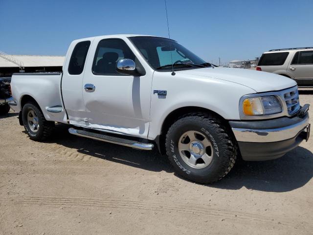 Photo 4 from auction – 2002 FORD F150 with VIN 2FTRX07W32CA98174