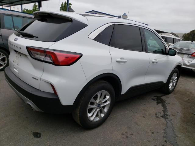 Photo 3 from auction – 2020 FORD ESCAPE SE with VIN 1FMCU9G69LUC49356