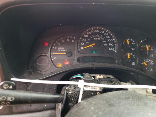 Photo 9 from auction – 2005 CHEVROLET SILVERADO with VIN 1GBHC24UX5E151428