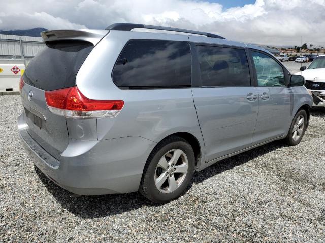 Photo 3 from auction – 2014 TOYOTA SIENNA LE with VIN 5TDKK3DC3ES407856