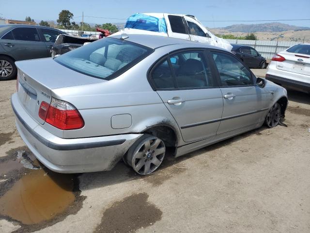 Photo 3 from auction – 2004 BMW 325 IS SUL with VIN WBAAZ33474KP84632