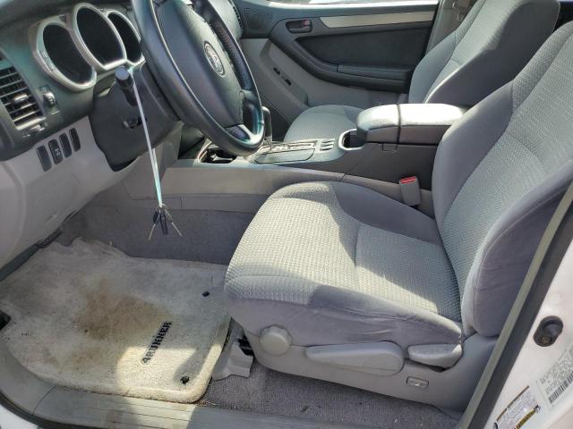 Photo 7 from auction – 2004 TOYOTA 4RUNNER SR with VIN JTEBU14R440035721