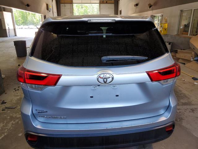 Photo 6 from auction – 2018 TOYOTA HIGHLANDER with VIN 5TDZZRFH6JS254275