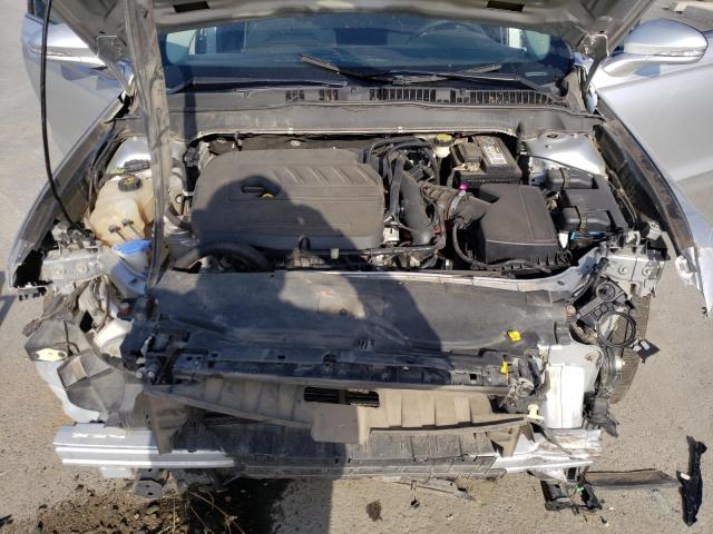 Photo 11 from auction – 2016 FORD FUSION SE with VIN 3FA6P0HD1GR399644