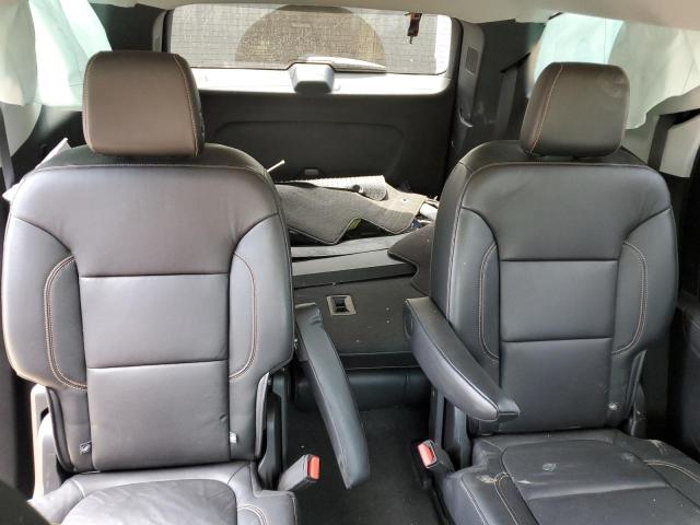 Photo 10 from auction – 2018 CHEVROLET TRAVERSE L with VIN 1GNERHKW4JJ104473