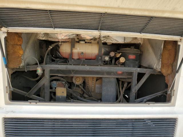 Photo 7 from auction – 2001 FREIGHTLINER CHASSIS X with VIN 4UZAAHAK81CH92770
