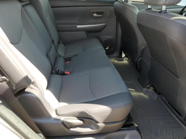 Photo 10 from auction – 2014 TOYOTA PRIUS V with VIN JTDZN3EU6E3302288
