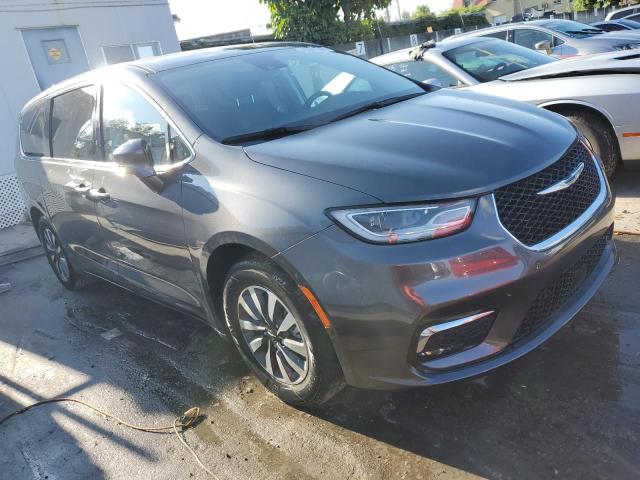 Photo 4 from auction – 2022 CHRYSLER PACIFICA H with VIN 2C4RC1L76NR173497