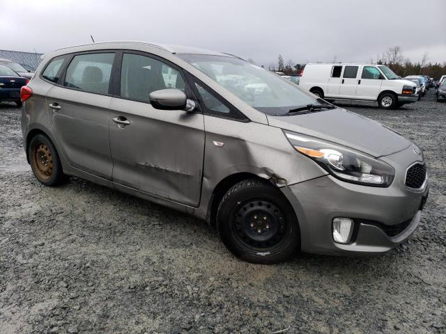 Photo 4 from auction – 2014 KIA RONDO with VIN KNAHT8A33E7027643