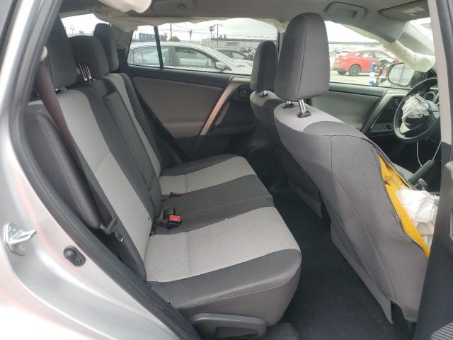 Photo 11 from auction – 2015 TOYOTA RAV4 LE with VIN JTMZFREV4FD054370