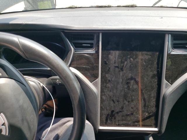 Photo 9 from auction – 2019 TESLA MODEL S with VIN 5YJSA1E28KF304848