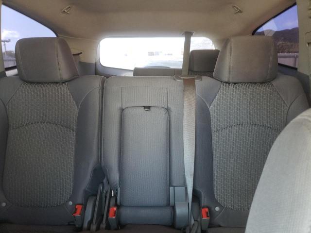 Photo 10 from auction – 2010 CHEVROLET TRAVERSE L with VIN 1GNLRFED7AS140190