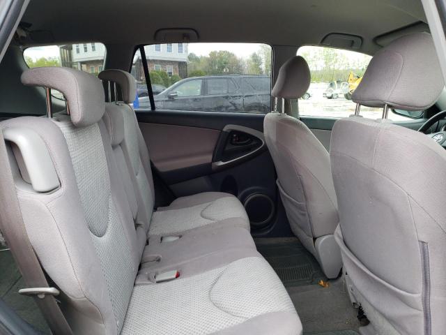 Photo 11 from auction – 2006 TOYOTA RAV4 with VIN JTMBD33V166019068