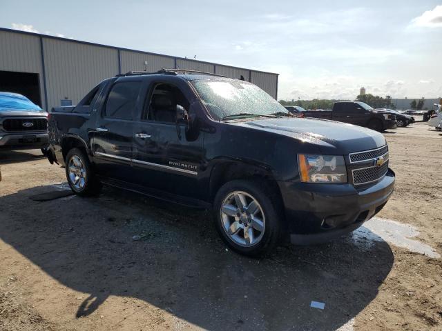 Photo 4 from auction – 2012 CHEVROLET AVALANCHE with VIN 3GNTKGE72CG204747