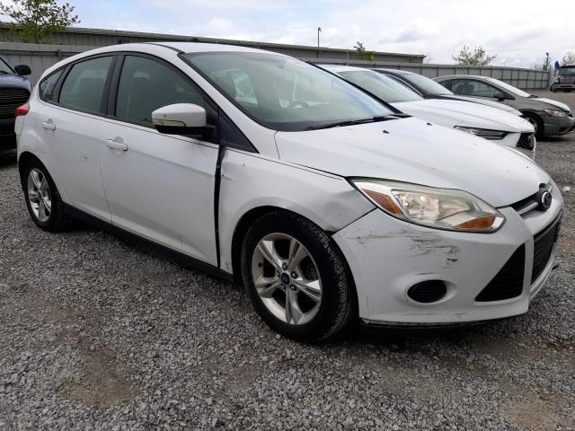 Foto 4 de la subasta – 2014 FORD FOCUS SE con VIN 1FADP3K20EL307757