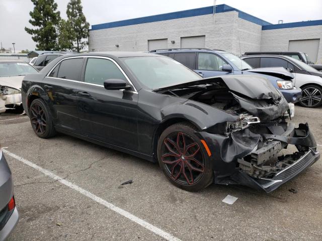Photo 4 from auction – 2015 CHRYSLER 300 LIMITE with VIN 2C3CCAAG0FH802112