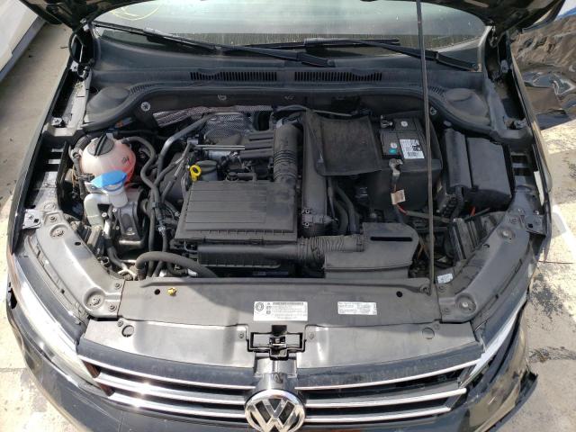 Photo 11 from auction – 2017 VOLKSWAGEN JETTA S with VIN 3VW2B7AJ0HM315308