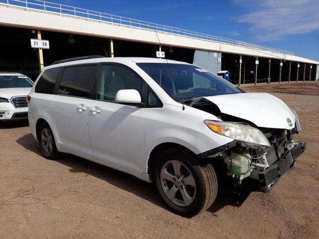 Photo 4 from auction – 2013 TOYOTA SIENNA LE with VIN 5TDKK3DC4DS290982